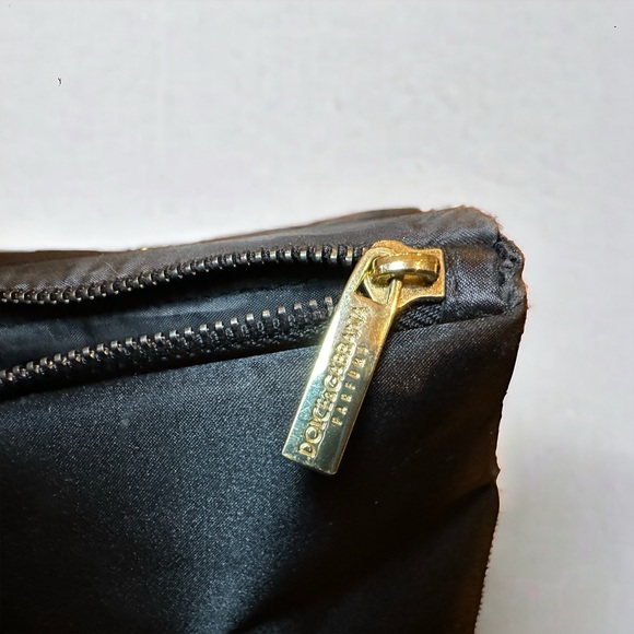 Authentic Dolce Gabbana Perfume Bag - Picture 4 of 8